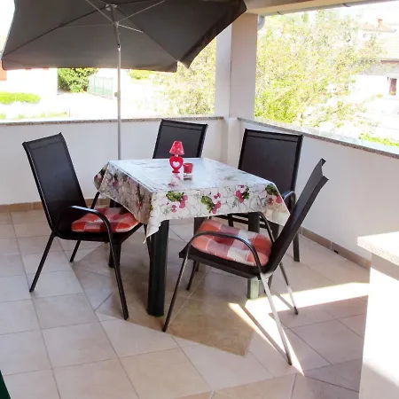 Haus Anelis Appartement