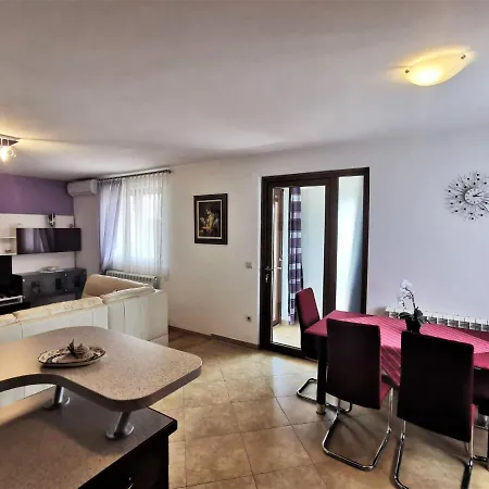Haus Anelis