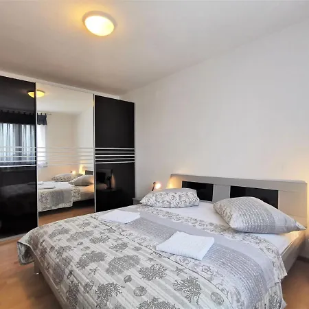 Haus Anelis Valbandon