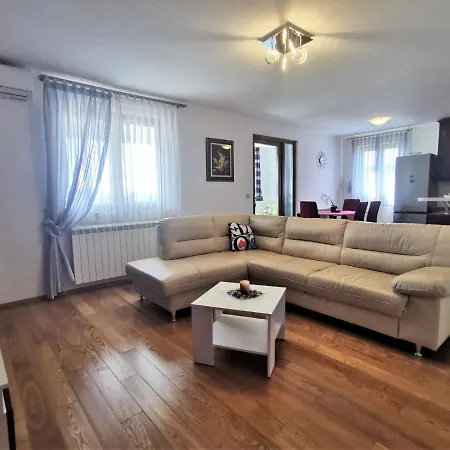 Appartement Haus Anelis *